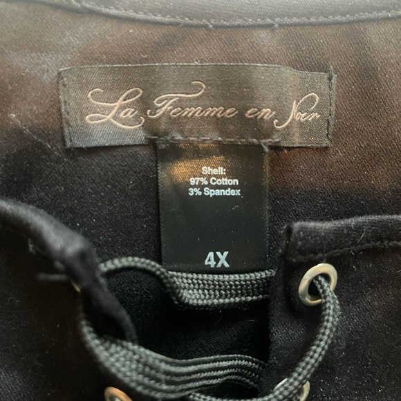 Cottage Witch Corset by La Femme en Noir 4x - Picture 4 of 5